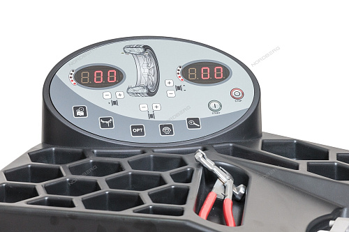 Станок балансировочный с автоматическим вводом 2х параметров