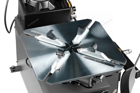 Станок шиномонтажный 380V п/автомат, 2х скоростн, зажимы 13-26", усил отжим, серый