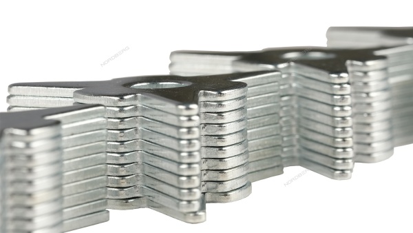 Шайбы треугольные, звезда, стальные, 50 шт.