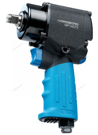 Пневмогайковерт ударный 1/2", 680 Нм, укороченный, с тремя головками в кейсе