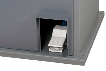 Пневматический станок для заклепки тормозных колодок, цилиндр 160, с тумбой