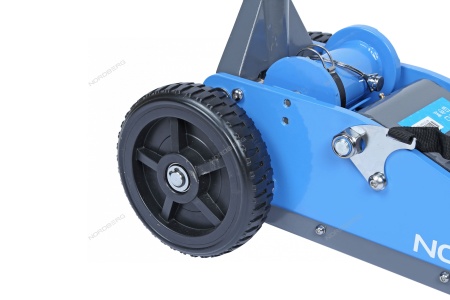 Домкрат подкатной с большими колесами, 3 т