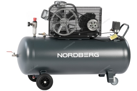 Компрессор поршневой с ременной передачей 380В, ресив. 200л, 580л/мин