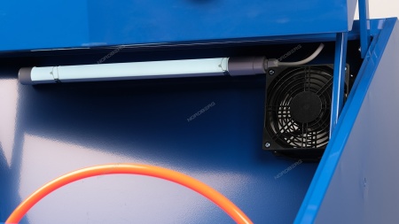 Установка для мойки деталей с подогревом, закрытая