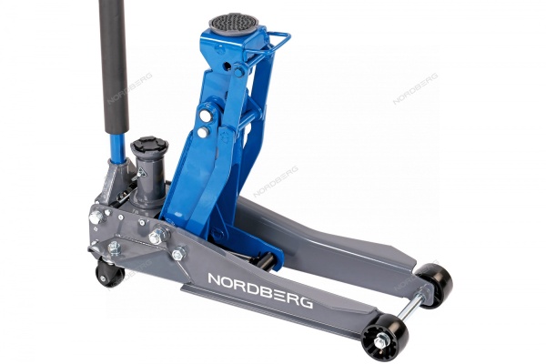 Домкрат подкатной 2 / 3 т с изменяемой высотой подхвата и регулируемой проставкой