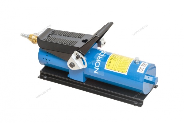 Насос пневмогидравлический 690 мл