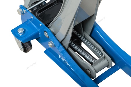 Домкрат подкатной 3,2 т, супернизкий подхват, педаль