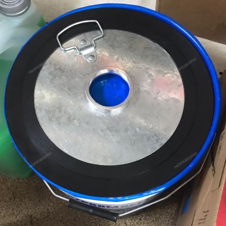 Мембрана для наполнения шприцов смазкой из бочек