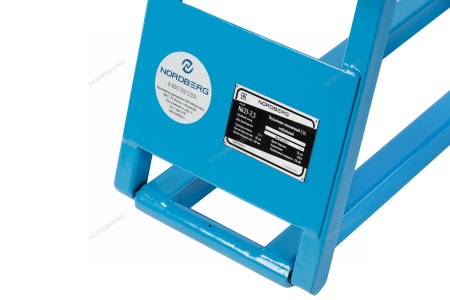 Подъемник ножничный 2,5т, портативный, мобильный 220В