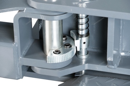 Подъемник двухстоечный 4,5 т, 380 В, серый