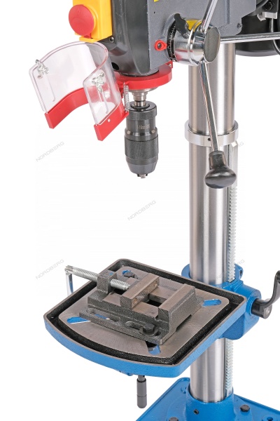 Станок сверлильный с тисками, 600 Вт, 16 мм, 12 скоростей