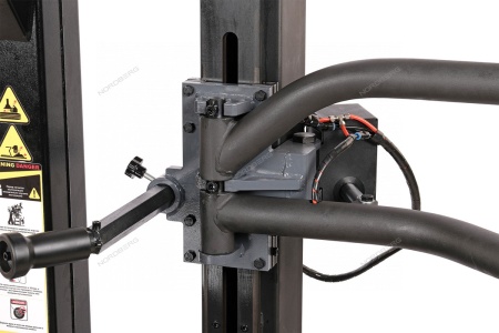 Станок шиномонтажный автомат, двускоростной, зажимы 15-28", 380 В + 3-я рука 46H44N