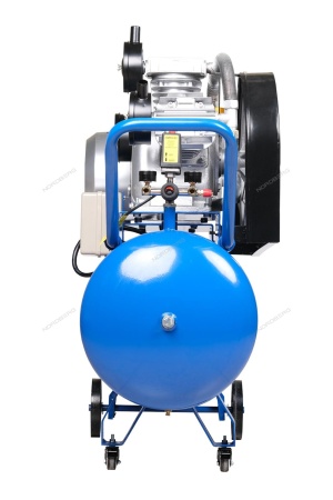 Компрессор трехпоршневой, ременной, чугунная головка, 380 В, ресивер 180 л, 800 л/мин