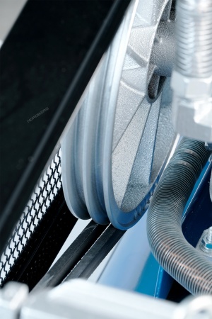 Компрессор трехпоршневой, ременной, чугунная головка, 380 В, ресивер 300 л, 800 л/мин