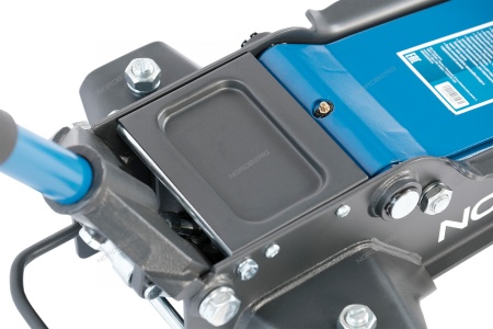 Домкрат подкатной 3 т, супернизкий подхват