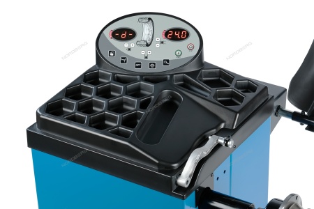 Станок балансировочный с автоматическим вводом 2х параметров, лазером и автостопом