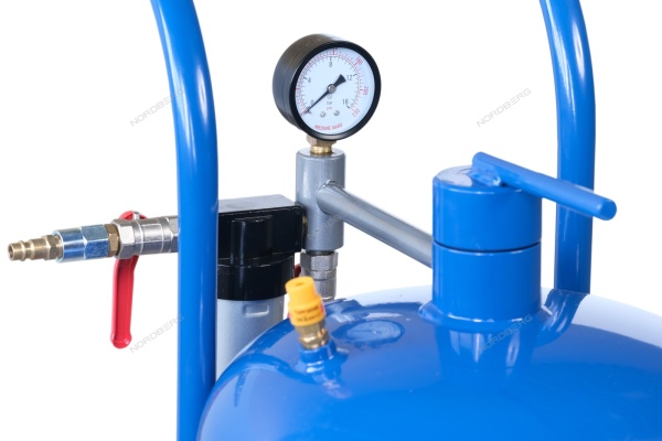 Установка пескоструйная, бак для песка, 37 л