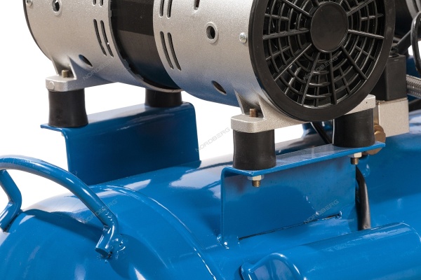 Компрессор безмасляный 220 В, ресивер 50 л, 210 л/мин