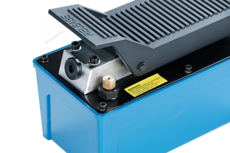 Насос пневмогидравлический 1600 мл