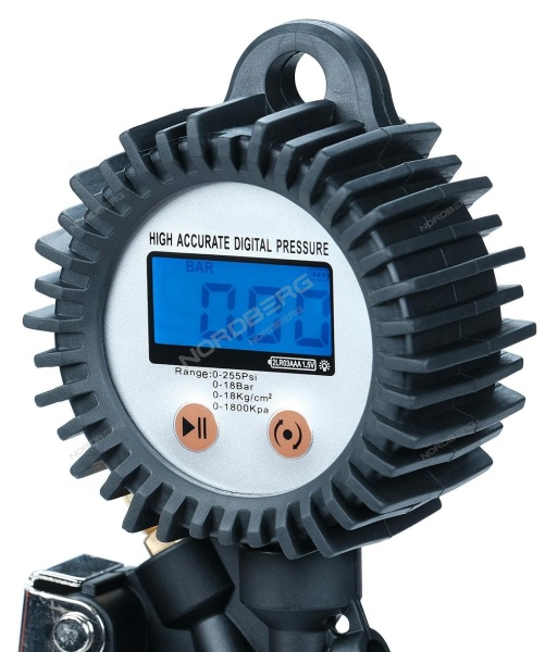 Пистолет для подкачки колес с цифровым манометром