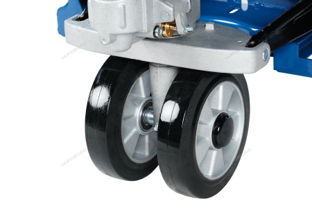 Тележка складская гидравлическая 2,5 т, усиленная, с резиновыми колесами (ПРОСЛЕЖИВАЕМАЯ)