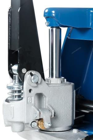 Тележка складская гидравлическая короткая 2,5 т, усиленная, с ПУ колесами