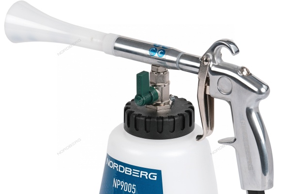 Пистолет моющий с гибкой вращающейся насадкой