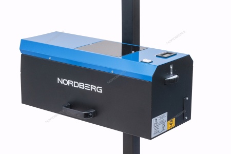 Устройство для проверки и регулировки света фар