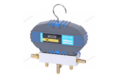 Коллектор манометрический со шлангами и муфтами в кейсе