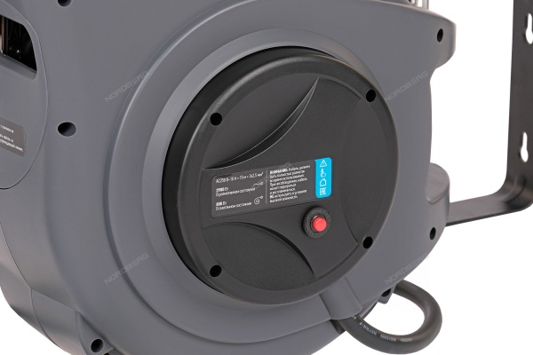 Удлинитель электрический на инерционной катушке, 15+1 м, 3 х 2,5 кв мм