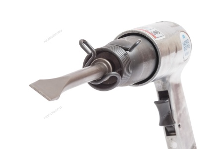 Пневмозубило 190 мм с комплектом насадок