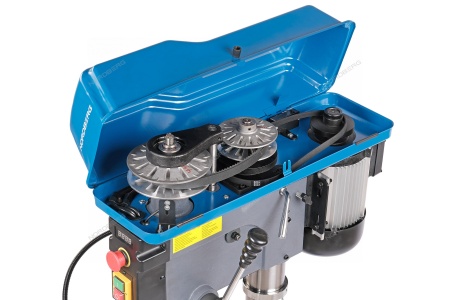 Станок сверлильный (1100Вт, 25мм, вариатор скорости,тиски)