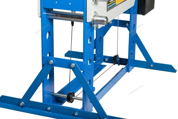 Пресс электрогидравлический, 100 т