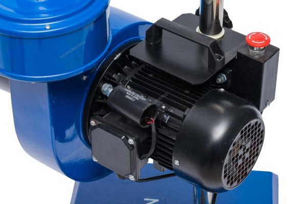 Установка мобильная для сбора выхлопных газов, 380 В, 0,5 кВт