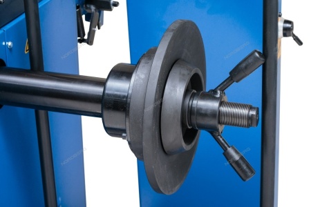 Станок балансировочный 380V для грузовых машин, синий