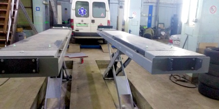 Подъемник ножничный для сх-разв 4,5т, 380В, 2 уровня (с авар. опусканием), синий