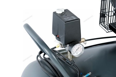 Компрессор поршневой с ременной передачей 380В, ресив. 200л, 580л/мин