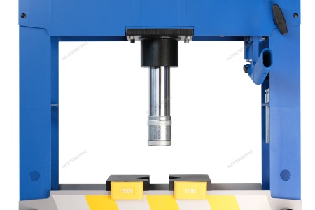 Пресс гидравлический настольный, 15 т