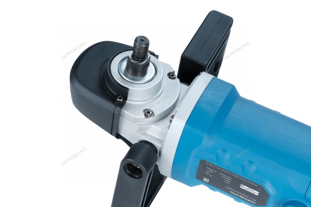 Полировальная машинка, диск 180 мм, 600-3500 об/мин