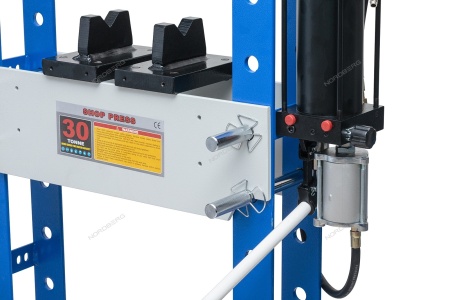 Пресс гидравлический, 30 т, пневмопривод