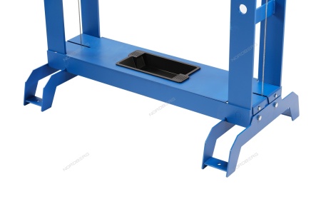 Пресс гидравлический, 30 т, пневмопривод