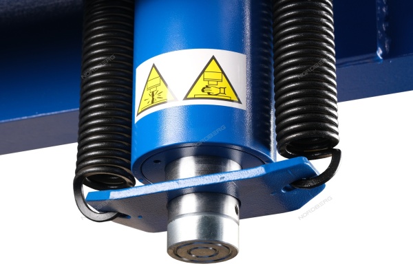 Пресс гидравлический, 45 т, пневмоуправление