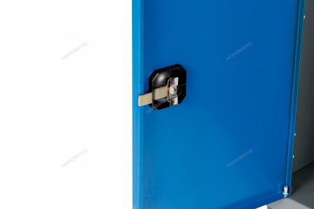 Верстак слесарный 3-х тумбовый, 2 створки /OPTIMAL-NW302/