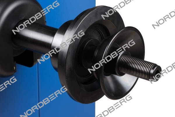 Комплект на вал 40 мм, размер 107-160 мм для малых грузовиков для 4523N1, 4523PA (конус+шайба)