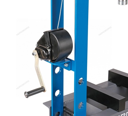 Пресс гидравлический, 50 т, ножной привод