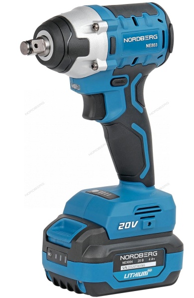 Гайковерт аккумуляторный, 1/2", 20 В, 300 Нм, с аккумулятором 4 A и зарядным устройством, в чехле