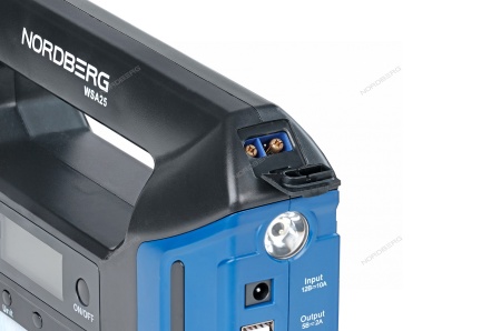 Пусковое портативное устройство 5/12/15 В с компрессором, 25 А·ч