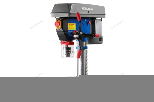 Станок сверлильный (900Вт, 20мм, макс расст до стола 685мм, 12 скоростей, тиски)