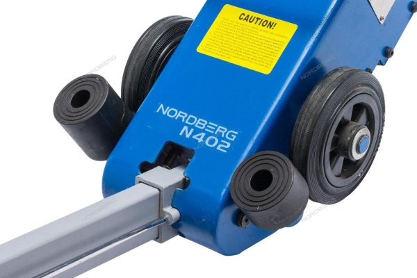 Домкрат пневмогидравлический подкатной двухштоковый, 20/40 т