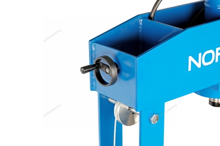 Пресс гидравлический, 50 т, пневмоуправление